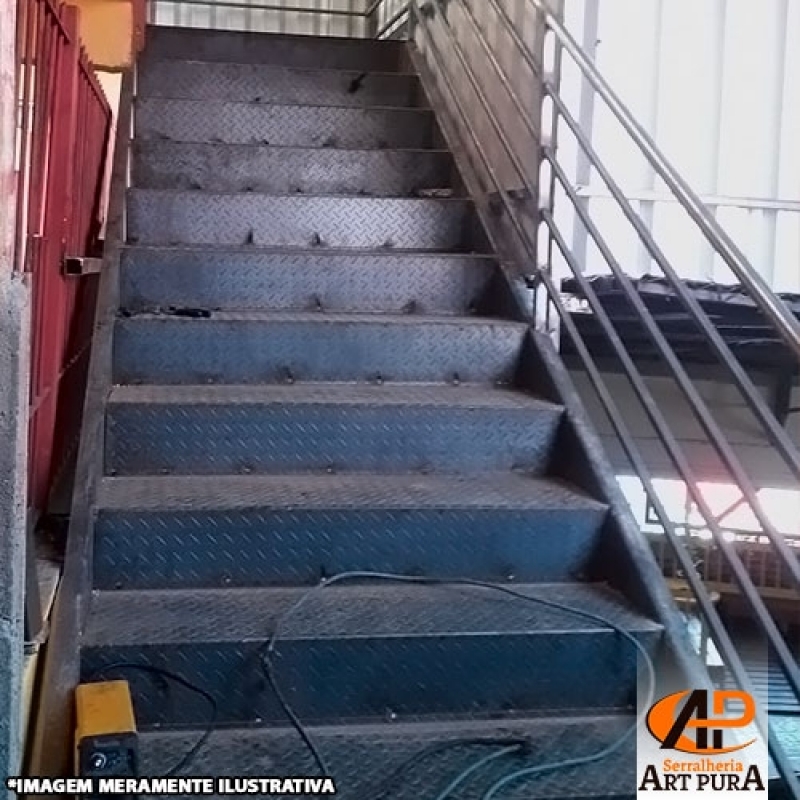 Fabricante Escadas Ferro Santana de Parnaíba - Escadas para áreas Externas